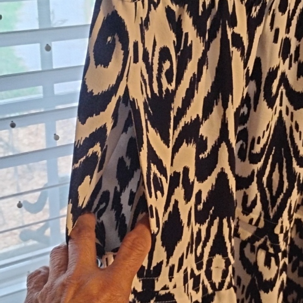 Be by Chetta Sea Breeze V Neck Navy & White Patterned Midi Dress, Size: 2X, NWT - Picture 6 of 13